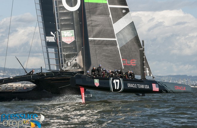 Oracle Team USA - San Francisco - February 8, 2013 © Erik Simonson www.pressure-drop.us http://www.pressure-drop.us